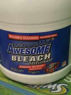LA's totally awesome bleach 1 gallon