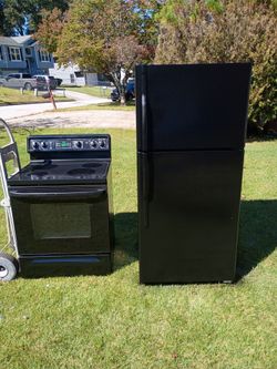 GE Black Refrigerator and Electric Range Set