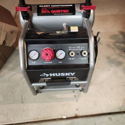 Husky 4.5 Gallon Air Compressor