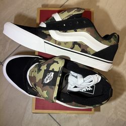 Vans Knu Skool Mens 10.5 size shoes