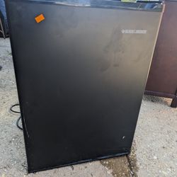 Small Fridge $50