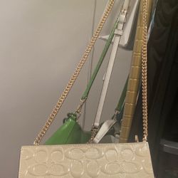 NWT COACH Gold/Chalk Patent Purse Bag