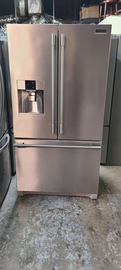 Refrigerator Frigidaire Professional Counter Depht in Stainless steel 40 days warranty Delevery