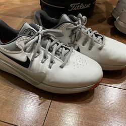 Nike victory pro 4 - Size 9 Women’s