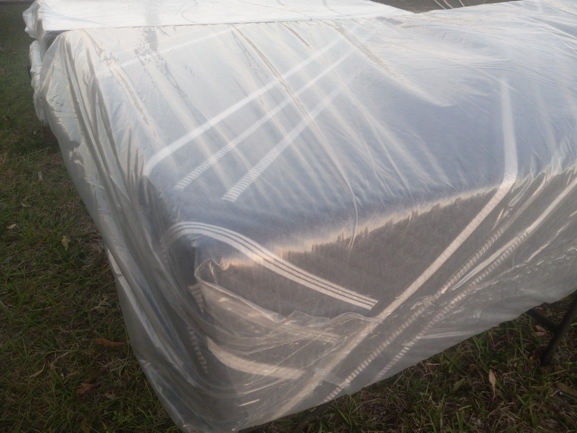 Memory Foam Twin Mattress Only $199.99 Free Delivery