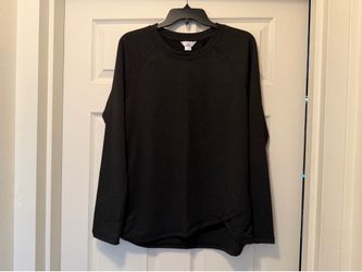 Danskin long-sleeve activewear top in black