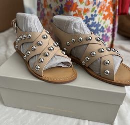 NWT Marc Fisher Women’s Sandals Slides Stuffed 8 Us Size 