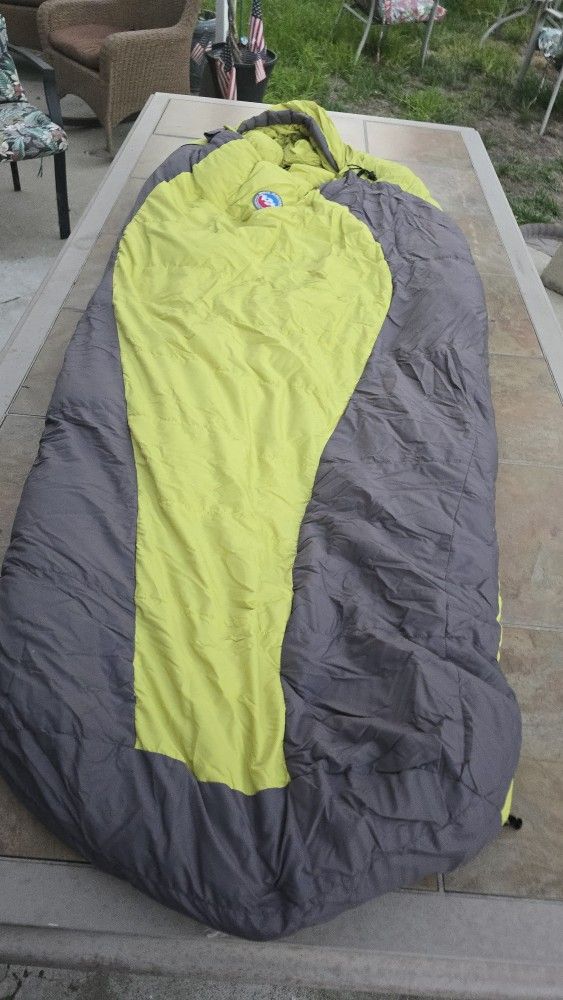 BIG AGNES SLEEPING BAG