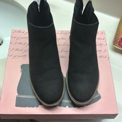 Woman Boots 