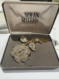 Vintage Nolan Miller Crystal rhinestone rose flower brooch 