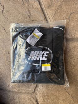 Supreme Nike hoodie