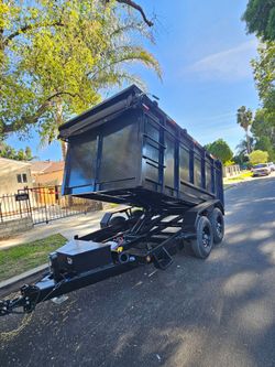 HEAVY DUTY 8 LUGS TIRES 14x8x4-12x8x4 SCISSORS HOIST SYSTEM CAPACITY 7 TON,SET RAMPS,ROLLING TARP,SPARE TIRE, 4 WHEELS ELECTRIC BRAKES, LED LIGHTS,ADJ