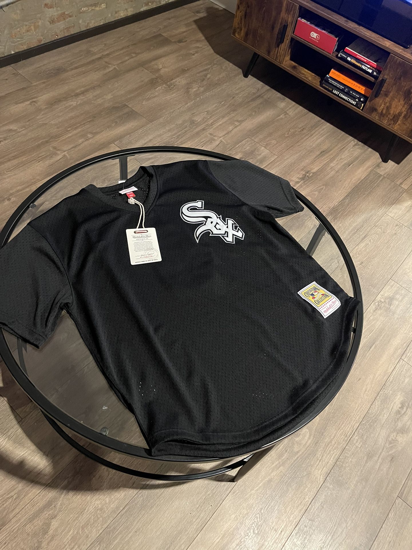 Chicago White Sox Medium M Baseball Jersey Shirt - clothing & accessories -  by owner - apparel sale - craigslist