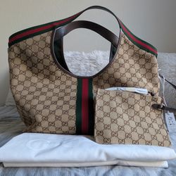 Gucci Giglio Brand New 