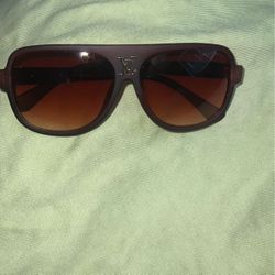 Real Louis Vuitton Sun  Classes 