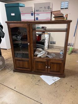Free tv stand wood with wheels
