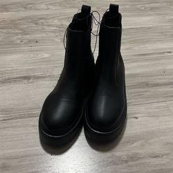 Boots Size 8