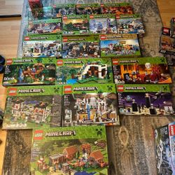Huge lot Of Lego Minecraft 