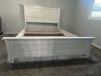 Queen Wood Panel Headboard & Footboard