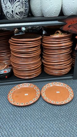 💥💥Barro plate $6 each…. ( 9.5” inches approx) prices vary💥💥