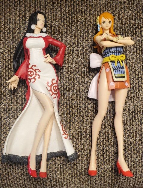 Figurines