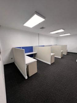 6x6x53T Herman Miller A02 in Pure White and Blue
