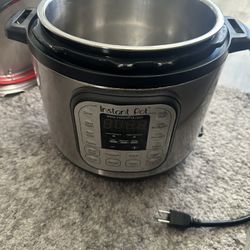 Instant Pot Duo 7-in-1 Electric Pressure Cooker
