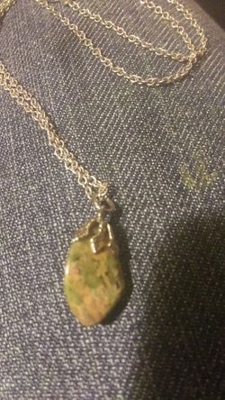 Vintage silver stone pendant necklace deSigner S A.Q.