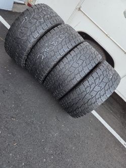 4 Used tires Lt285 55r20  Toyo AT111 Open Country $150.0 all 4