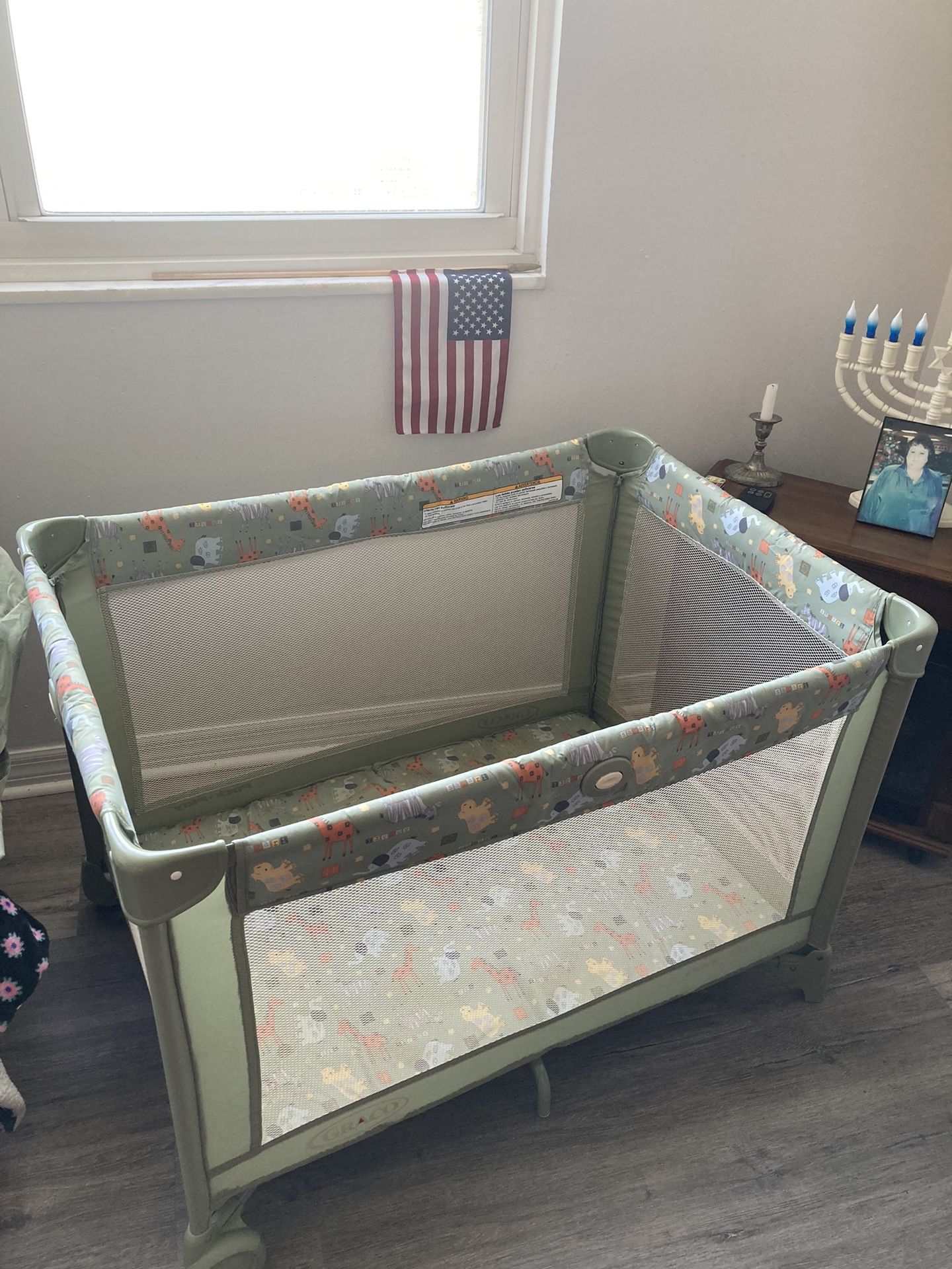Graco Pack N Play Playard /crib