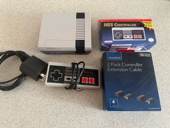 Original Nintendo NES Classic Edition w/ extra Controller and Extension Cable