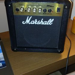 Marshall  Series  MG 10cd  Amp