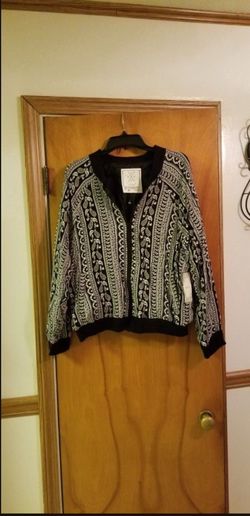 NWT Style Me Los Angeles Black And White Design Zipper Jacket Size 3X 