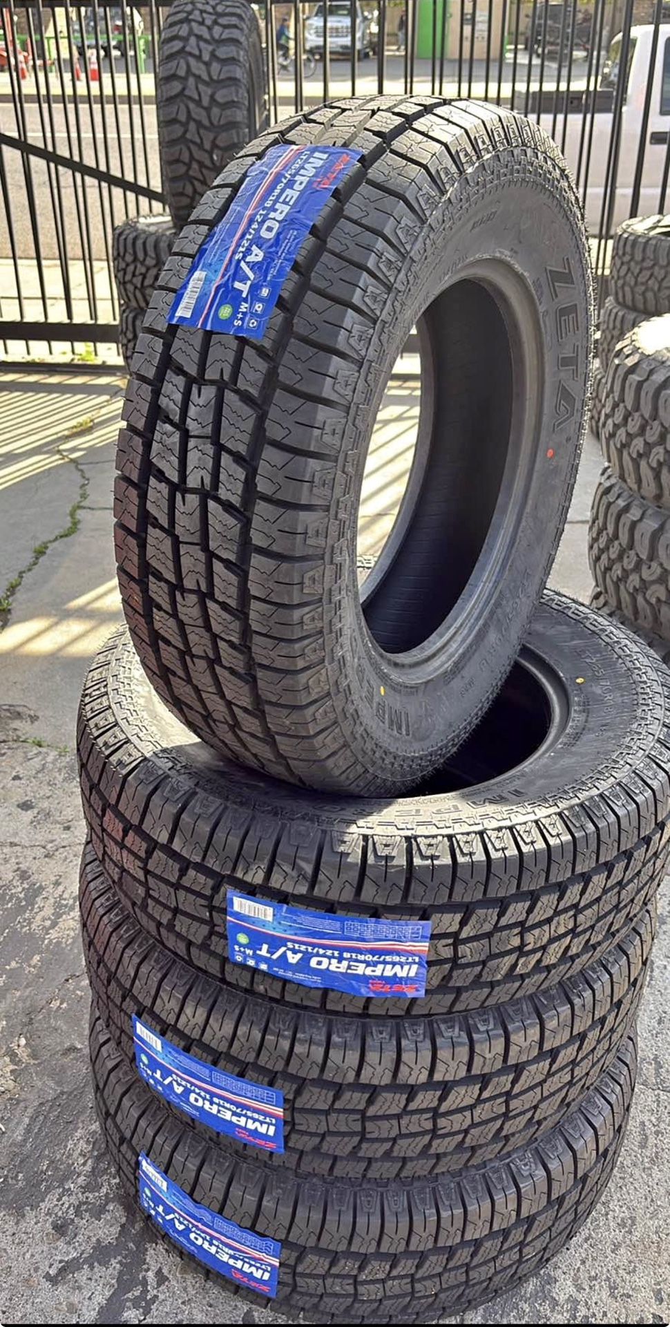 Lt 265/70/18 zeta at new! We finance! Financiamos!