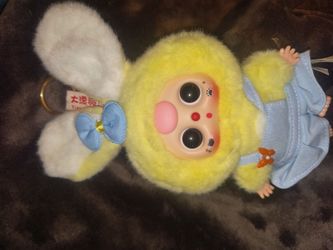Baby Three Mini Macaron Cute Yellow Bunny Pendant Keychain
New | POP MART