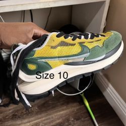 Nike Vaporwaffle Size 10