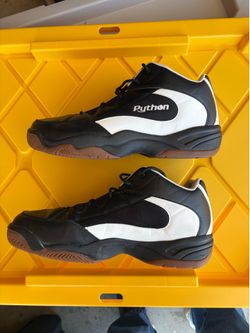 Python indoor court shoes size 12 wide