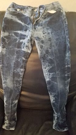 Girl's size 8 Levi's