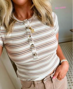 Women's universal thread tee
