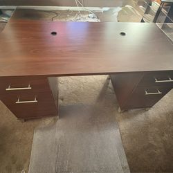 Desk And Chair 