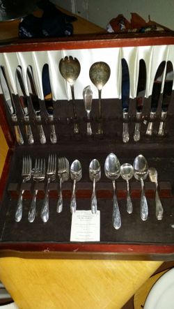 Rogers Silverware set
