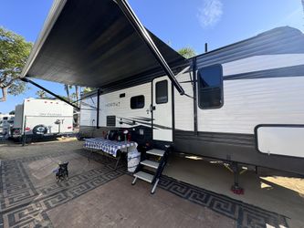 2020 Keystone Hideout