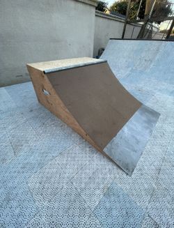4x2 Quarter Pipe