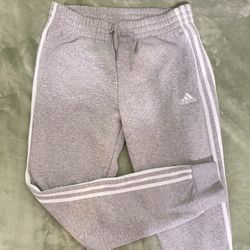 New Adidas Women’s Medium Joggers