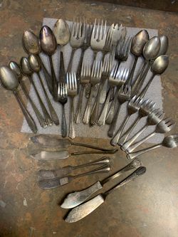 36 Pieces Of Silver/Nickel Plated Cutlery
