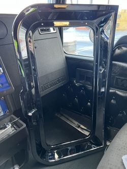 Kenworth W900, T600, T800 Sunroof Chrome trim