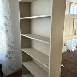 Bookshelf 3 Ft By 7.6 Feet