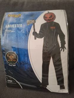 Halloween Costume-Harvester