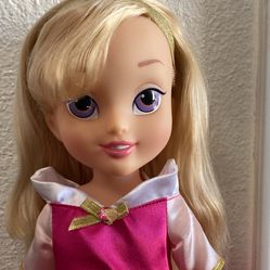 Disney Store Princess Collection Aurora 15" Toddler Doll Sleeping Beauty