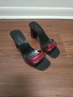 Gucci kitten heels